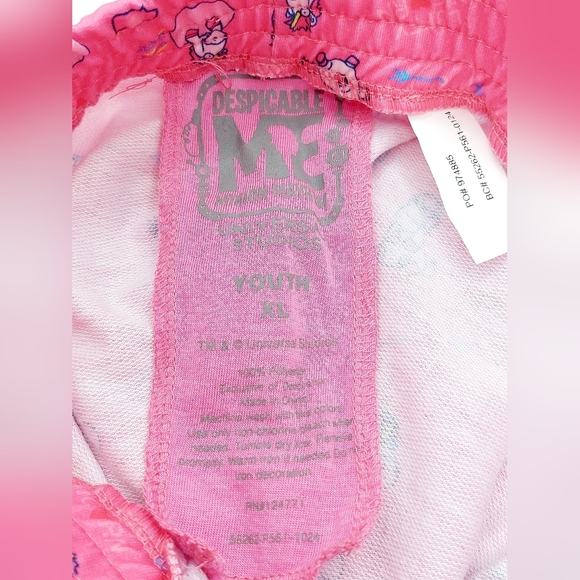Universal Studios Despicable Me Minion Mayhem Pink Fluffy Unicorn Shorts Size XL - Picture 3 of 6